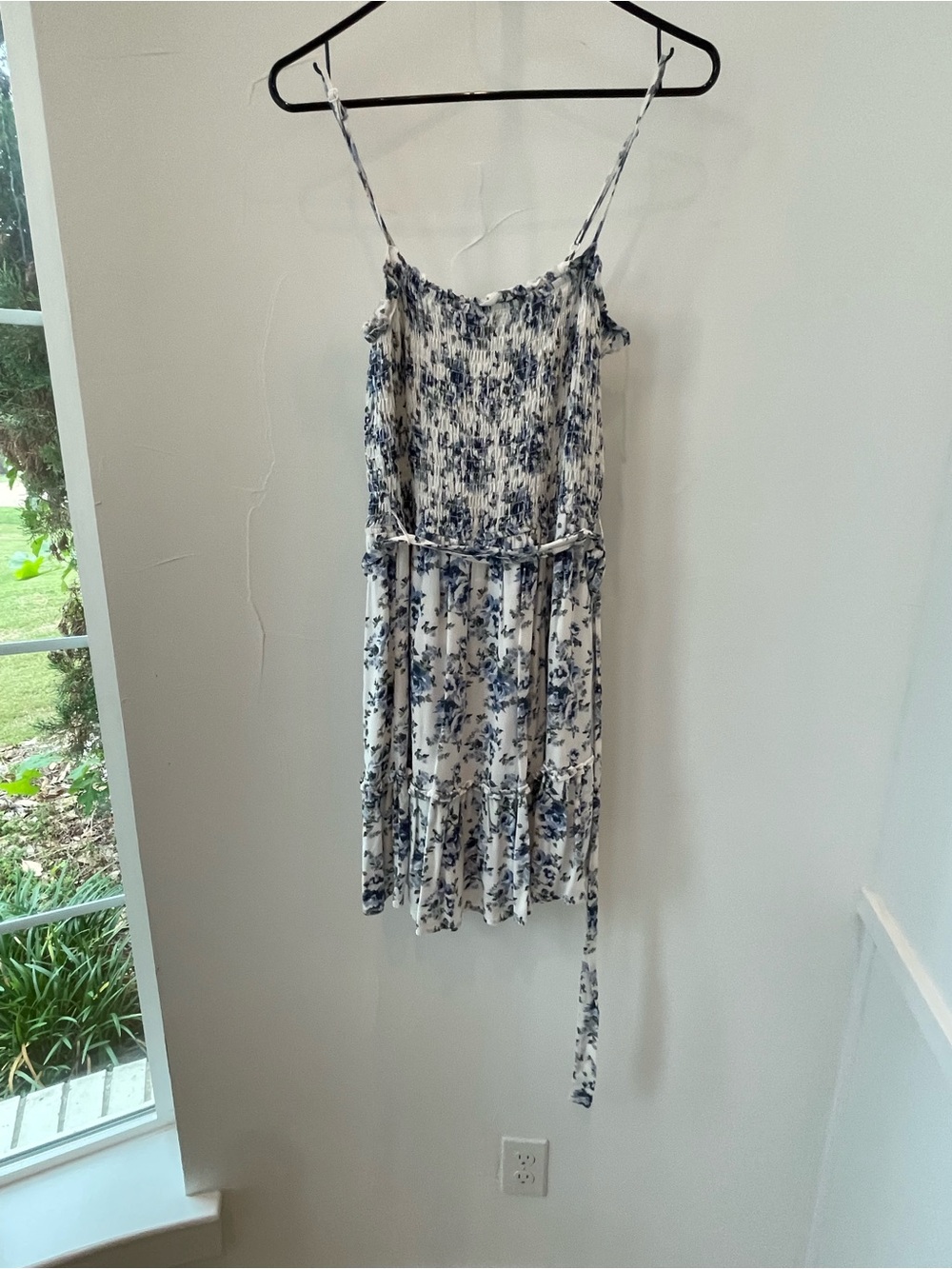 Row.A Blue White Floral Smocked Spaghetti Strap Tiered Mini Dress Size S